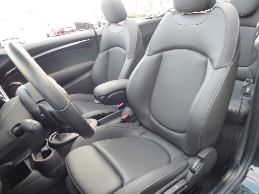 MINI John Cooper Works Cabrio 2023