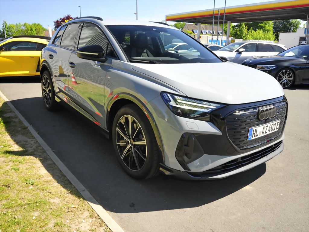 Audi Q4 e-tron 2025