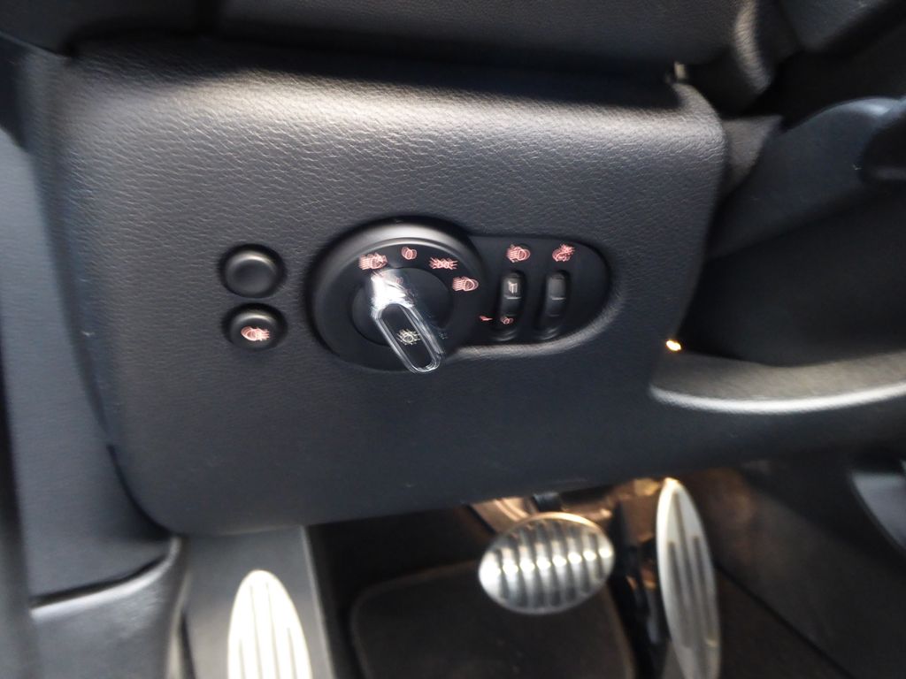 MINI John Cooper Works Cabrio 2023