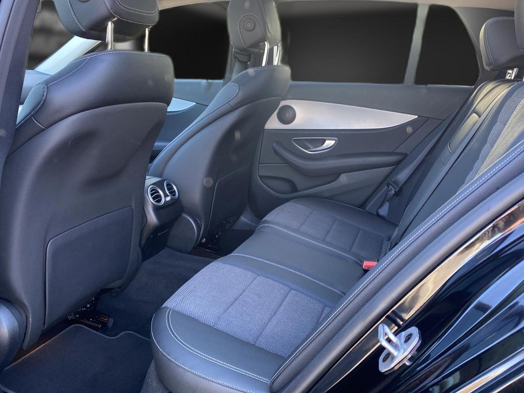 Mercedes-Benz E 300 2021