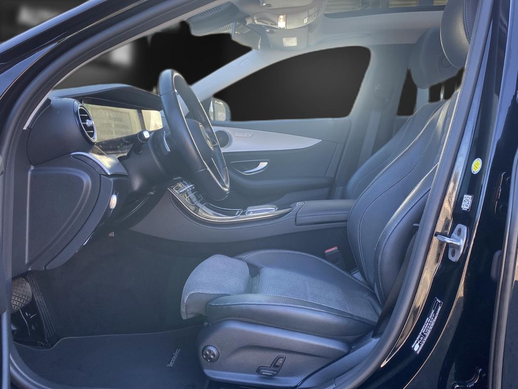 Mercedes-Benz E 300 2021