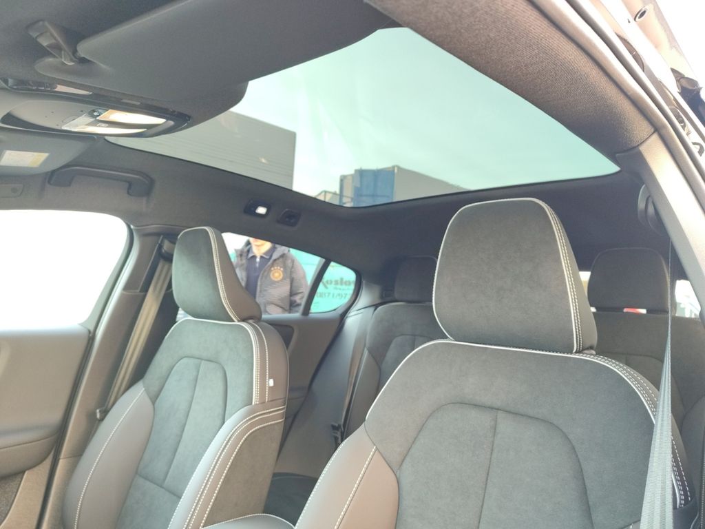 Volvo C40 2024