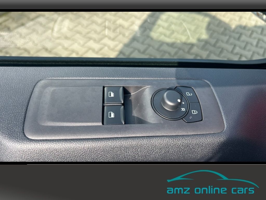 Ford Transit Custom 2025