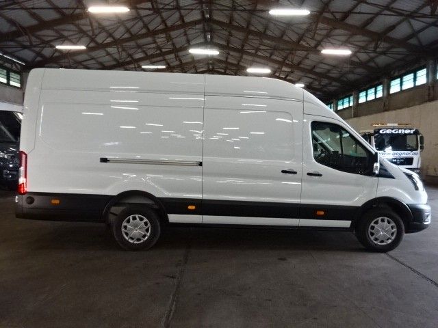 Ford Transit 2024