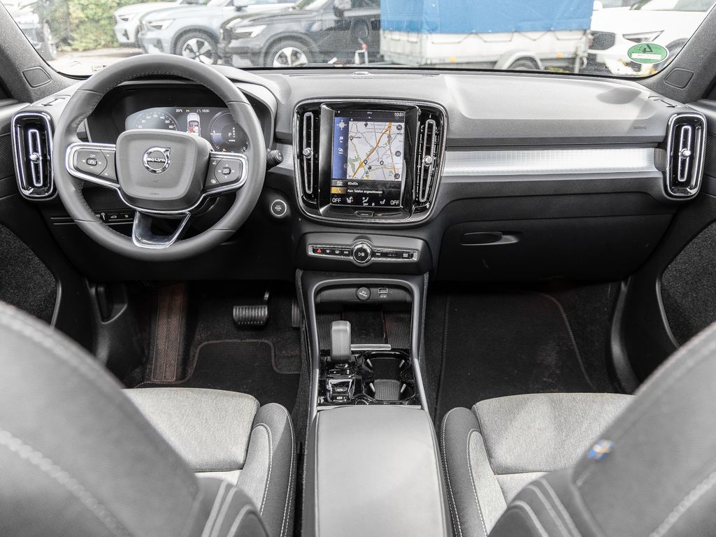Volvo XC40 2023