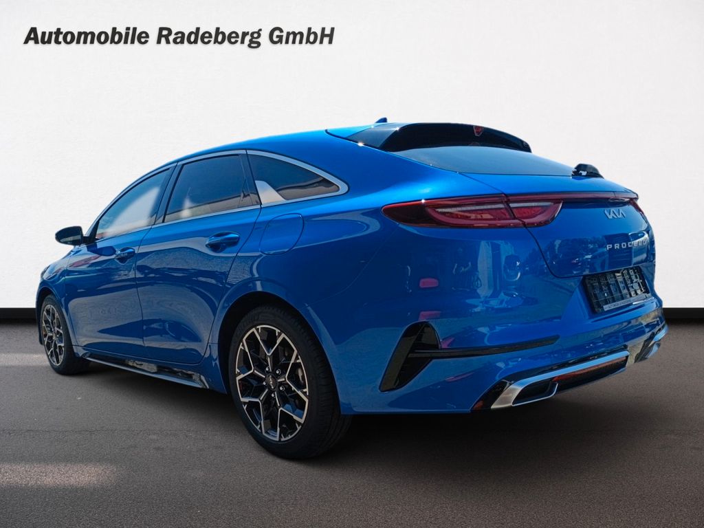 Kia pro cee'd / ProCeed