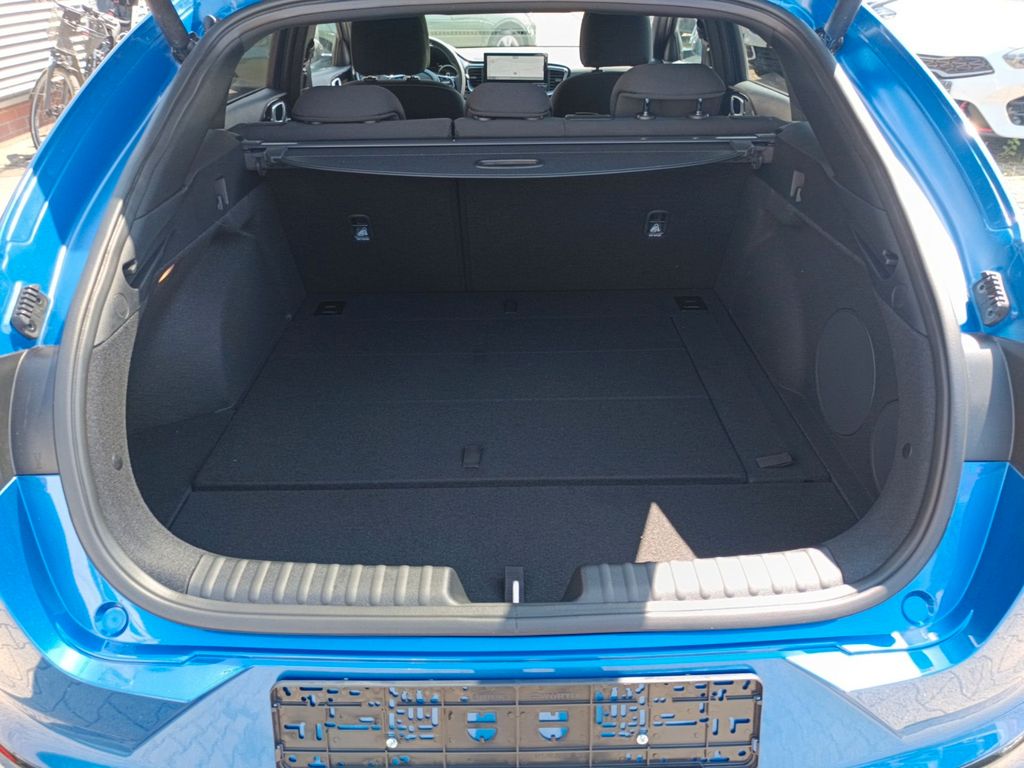 Kia pro cee'd / ProCeed