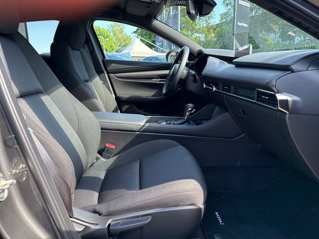 Mazda 3 2024