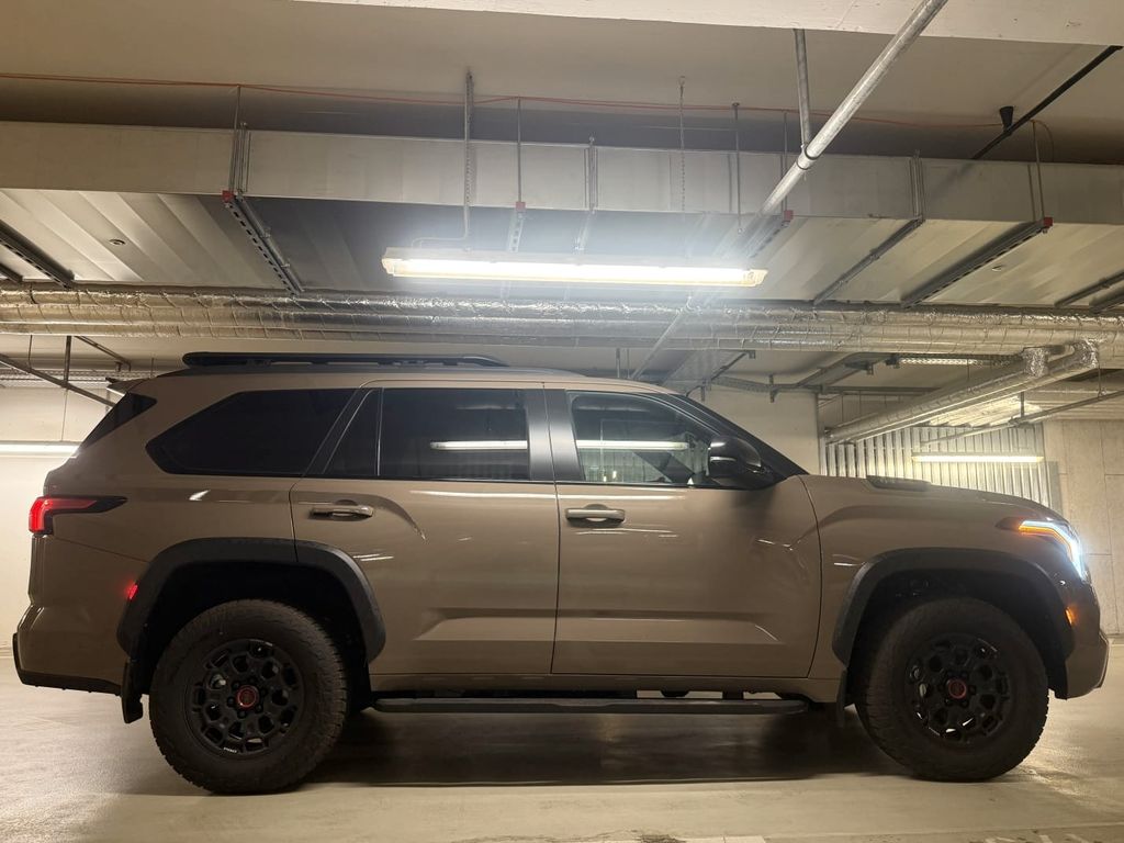 Toyota Sequoia