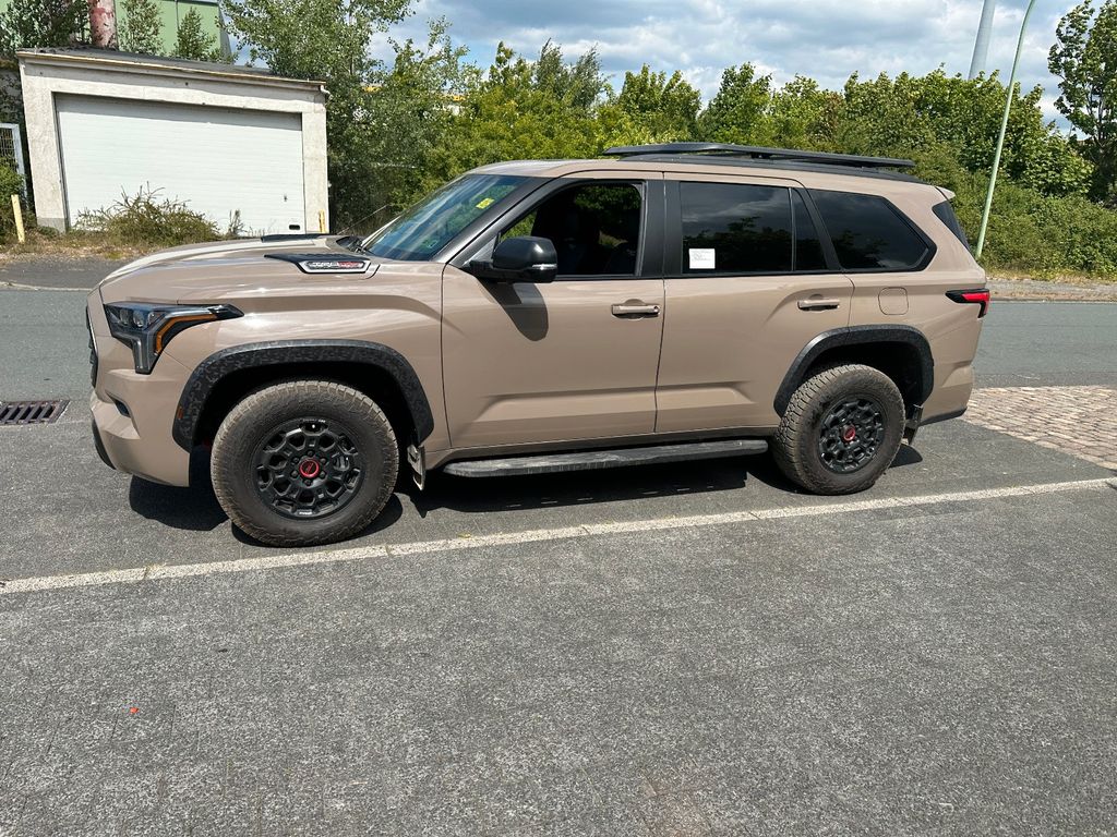 Toyota Sequoia