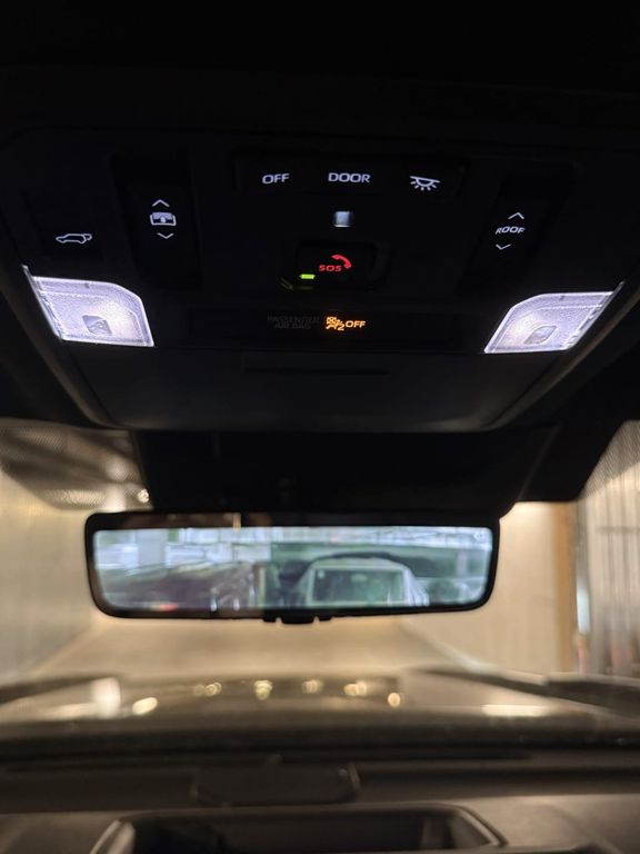 Toyota Sequoia