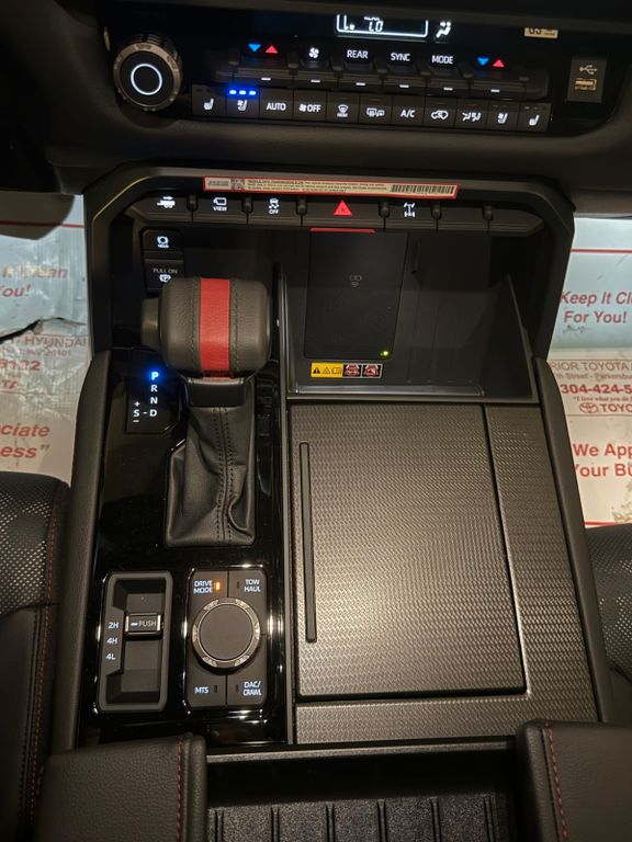 Toyota Sequoia