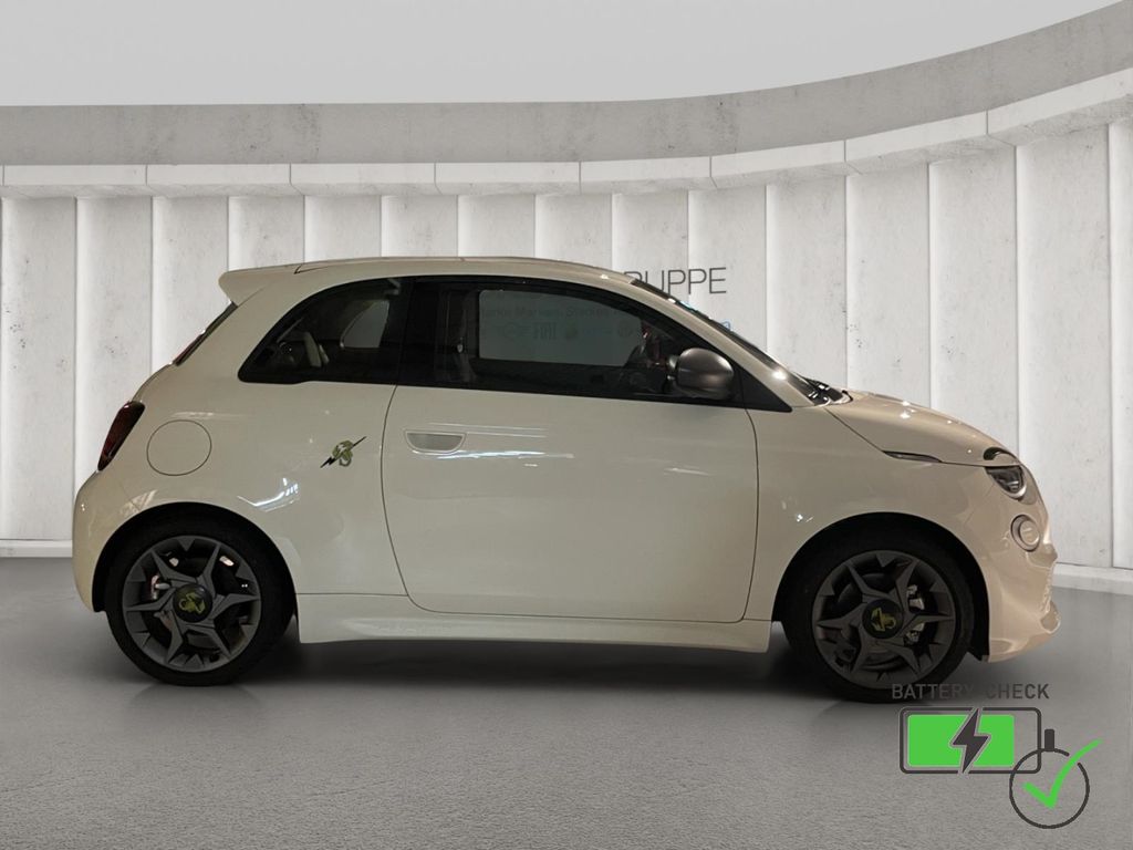 Abarth 500 2025