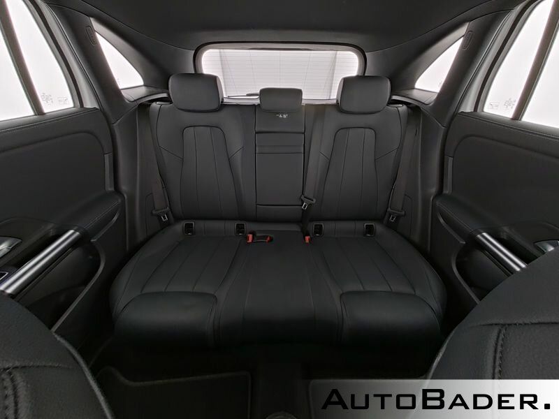 Mercedes-Benz EQA 2023