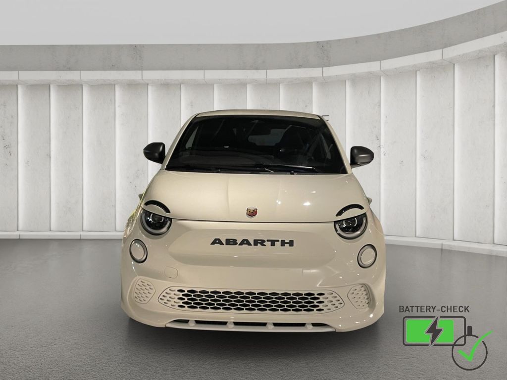 Abarth 500 2025