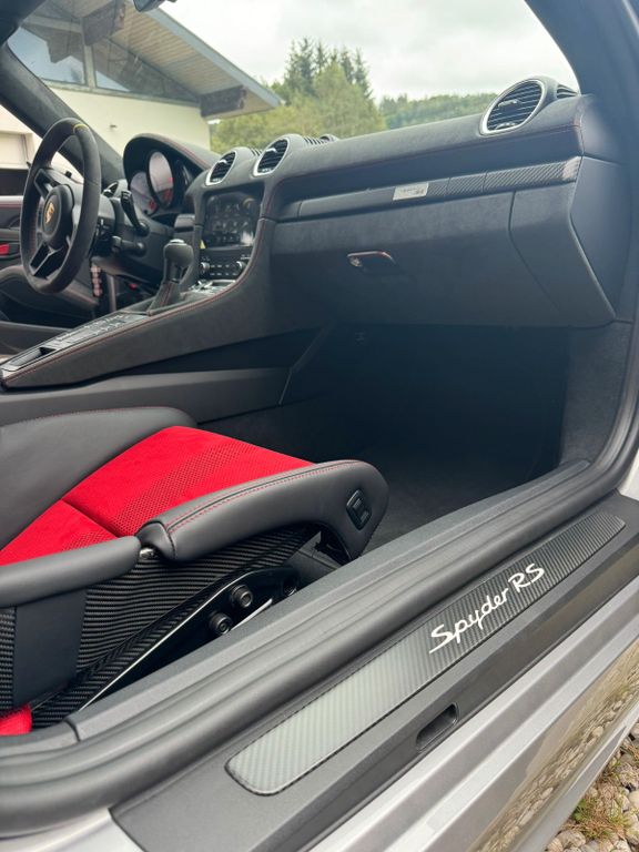 Porsche Boxster 2024