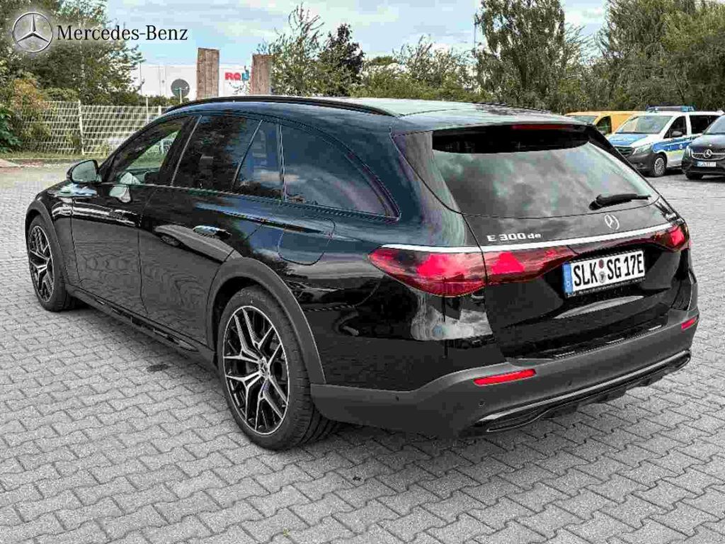 Mercedes-Benz E 300 2025