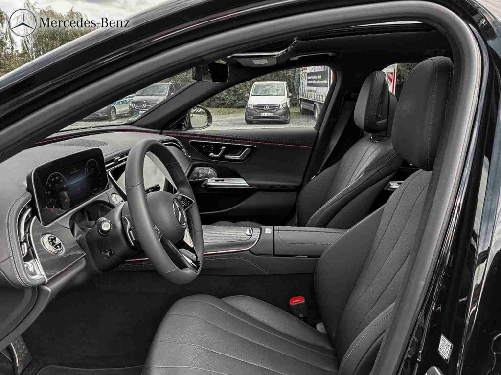 Mercedes-Benz E 300 2025
