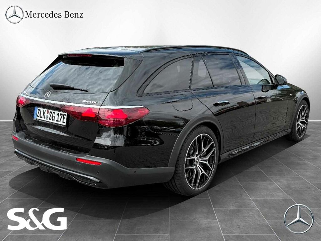 Mercedes-Benz E 300 2025