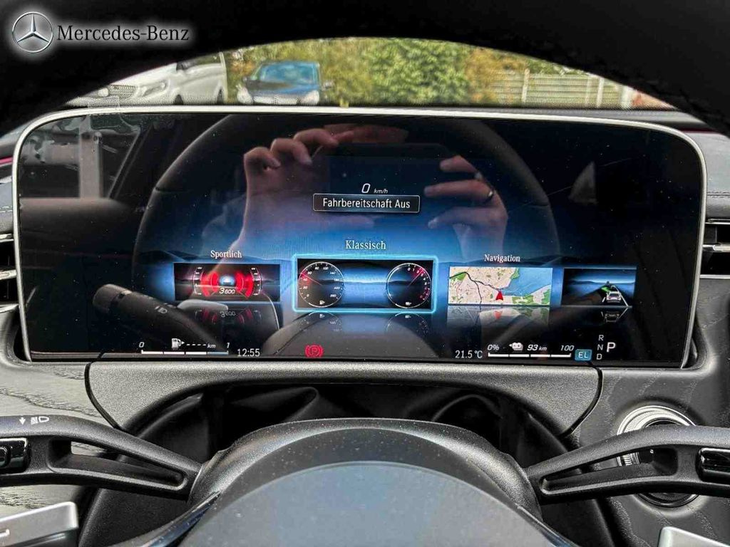 Mercedes-Benz E 300 2025