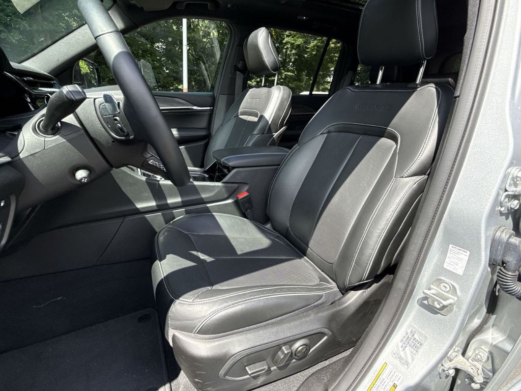 Jeep Grand Cherokee 2023