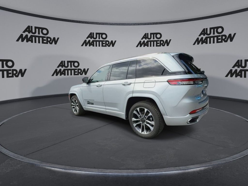 Jeep Grand Cherokee 2023