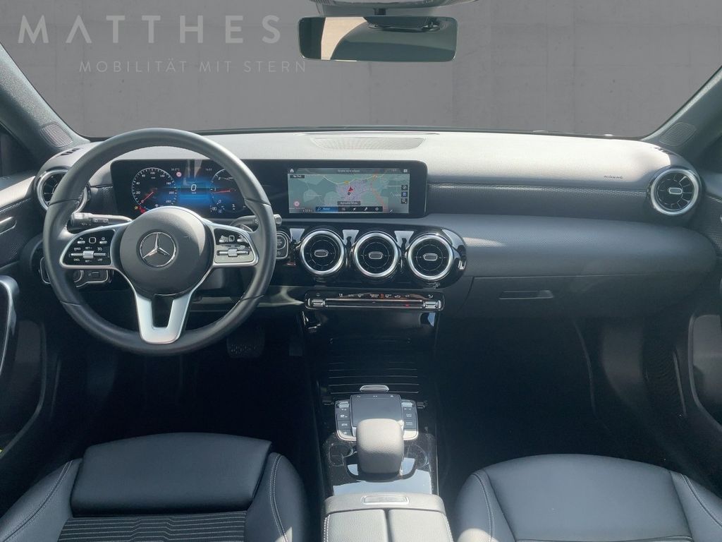 Mercedes-Benz A 200 2022