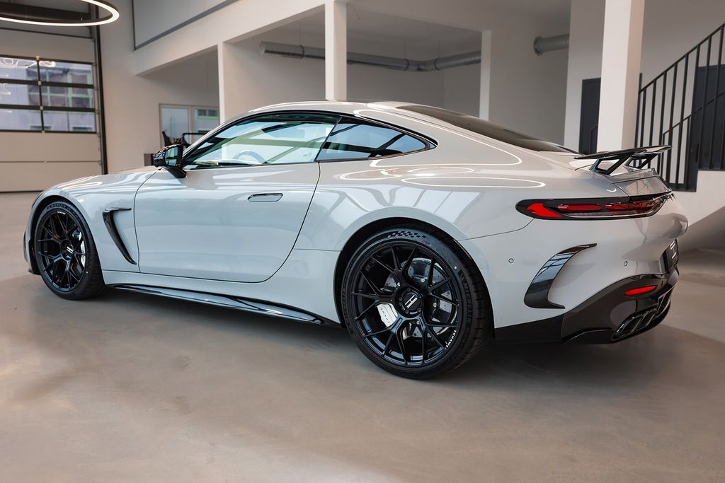 Mercedes-Benz AMG GT 2024