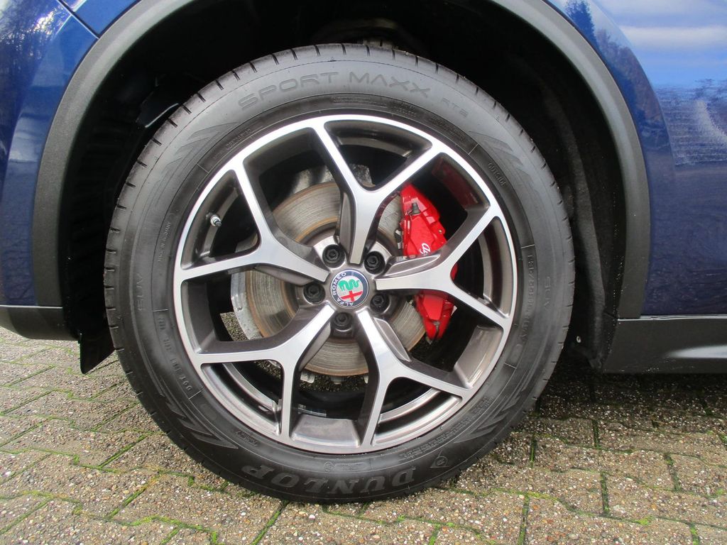 Alfa Romeo Stelvio 2019