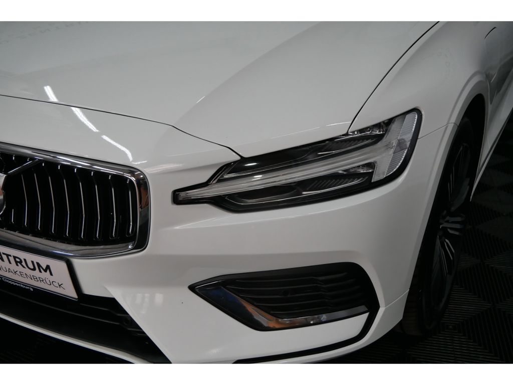 Volvo V60 2021