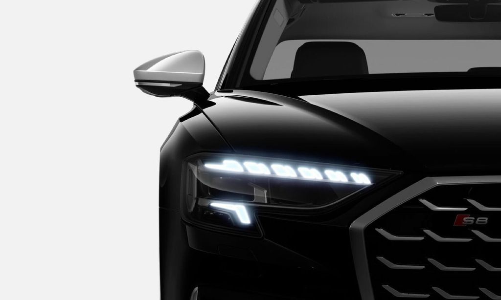 Audi S8