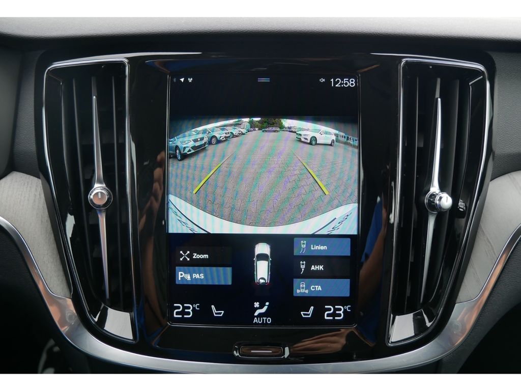 Volvo V60 2021
