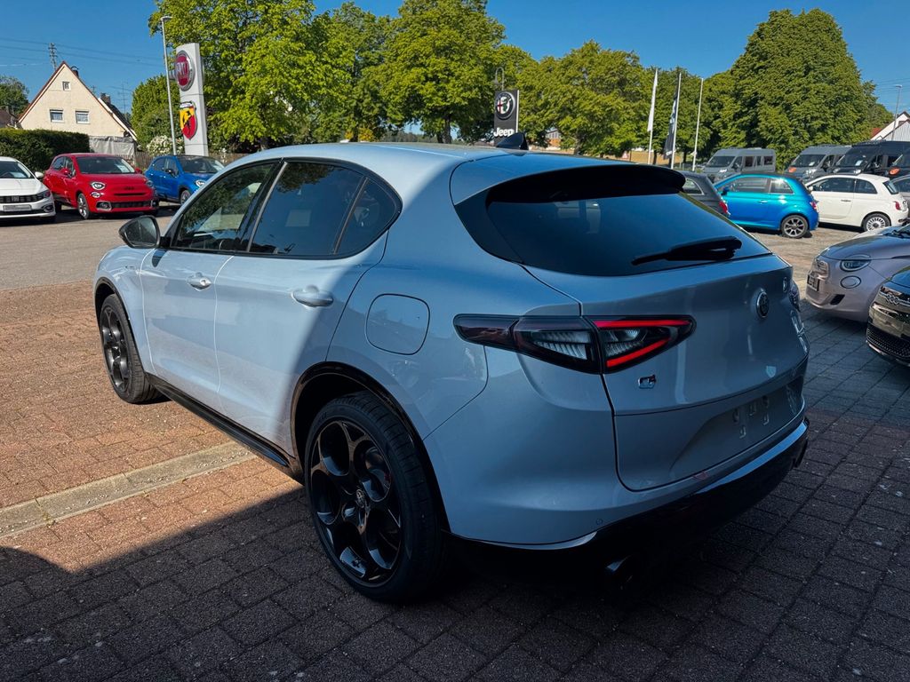 Alfa Romeo Stelvio 2025