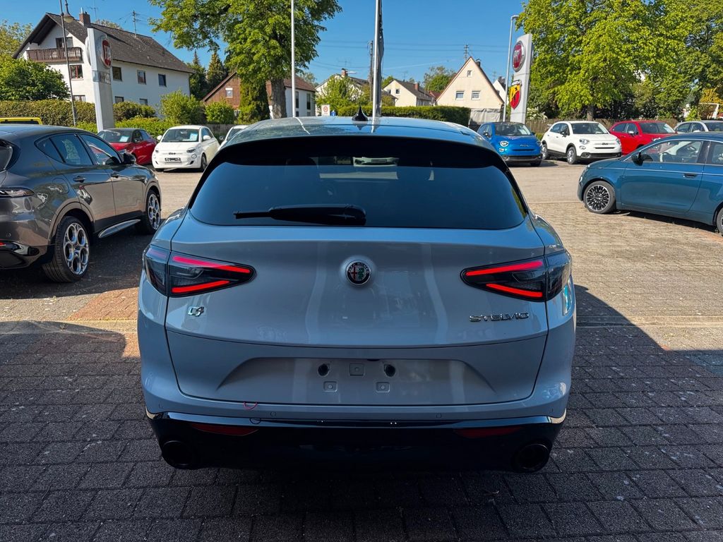 Alfa Romeo Stelvio 2025