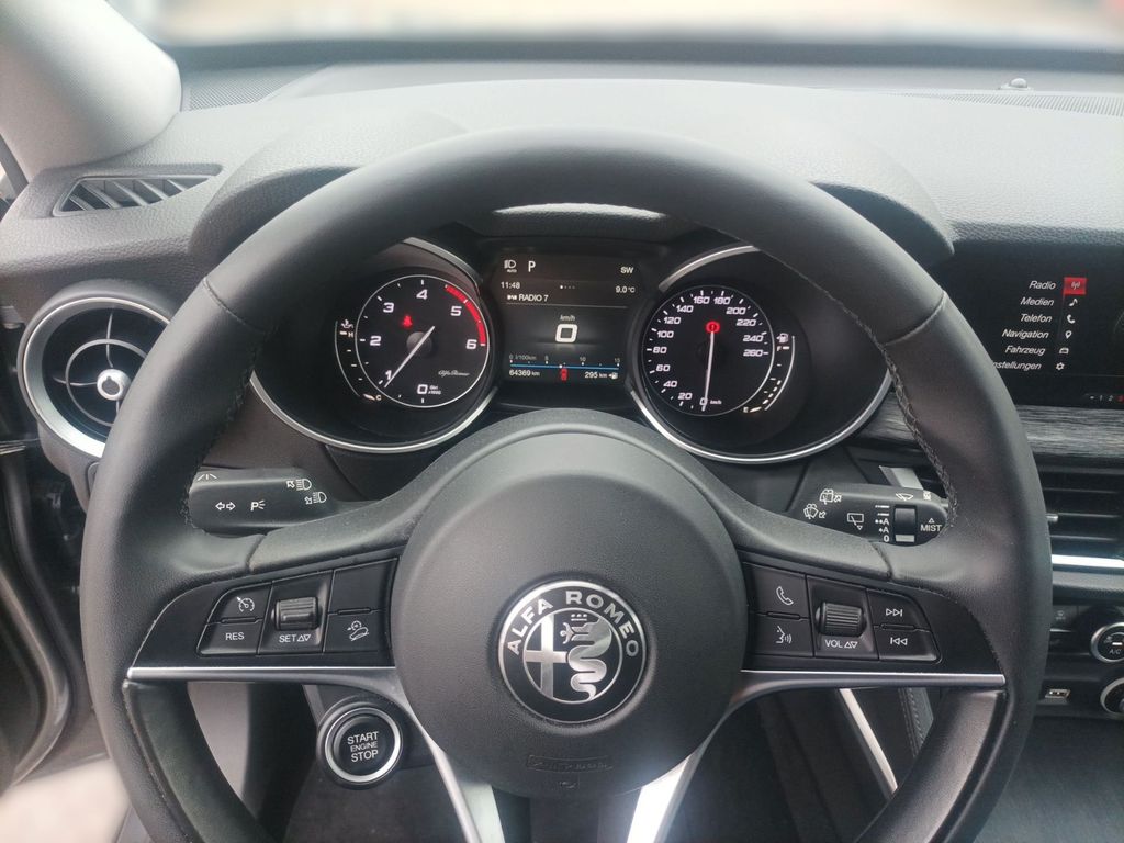 Alfa Romeo Stelvio 2019