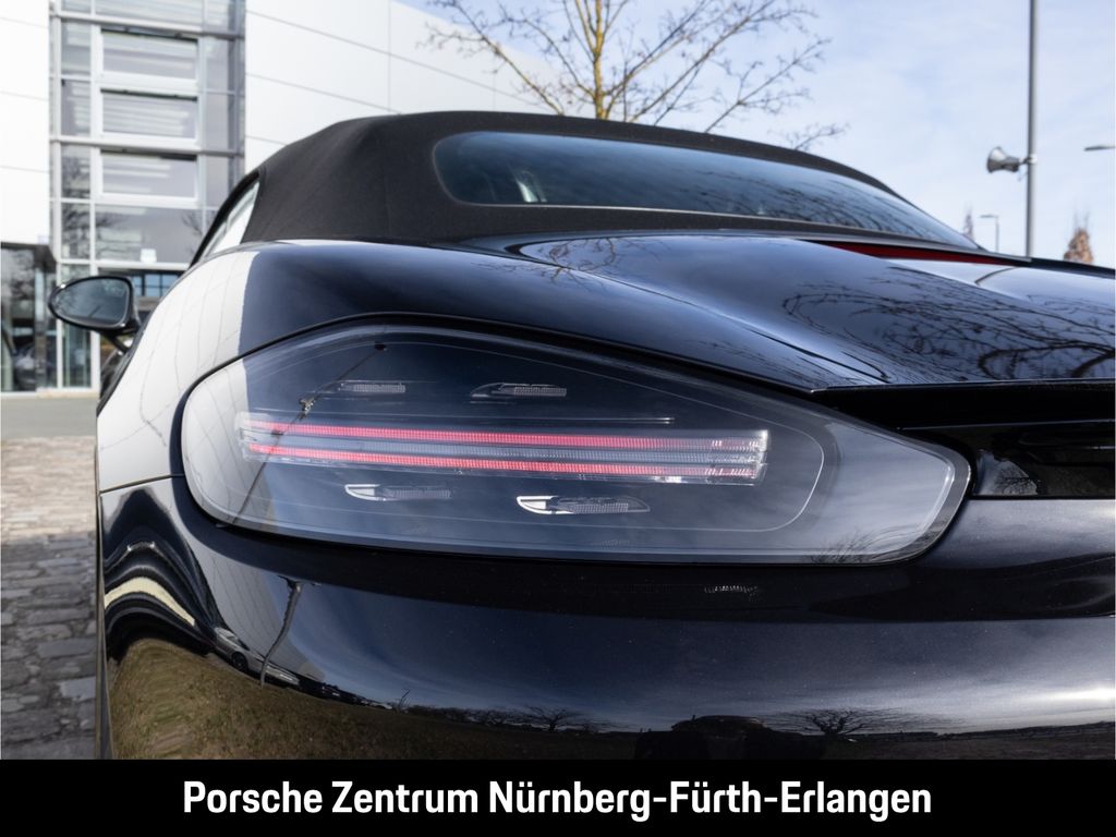 Porsche Boxster 2025