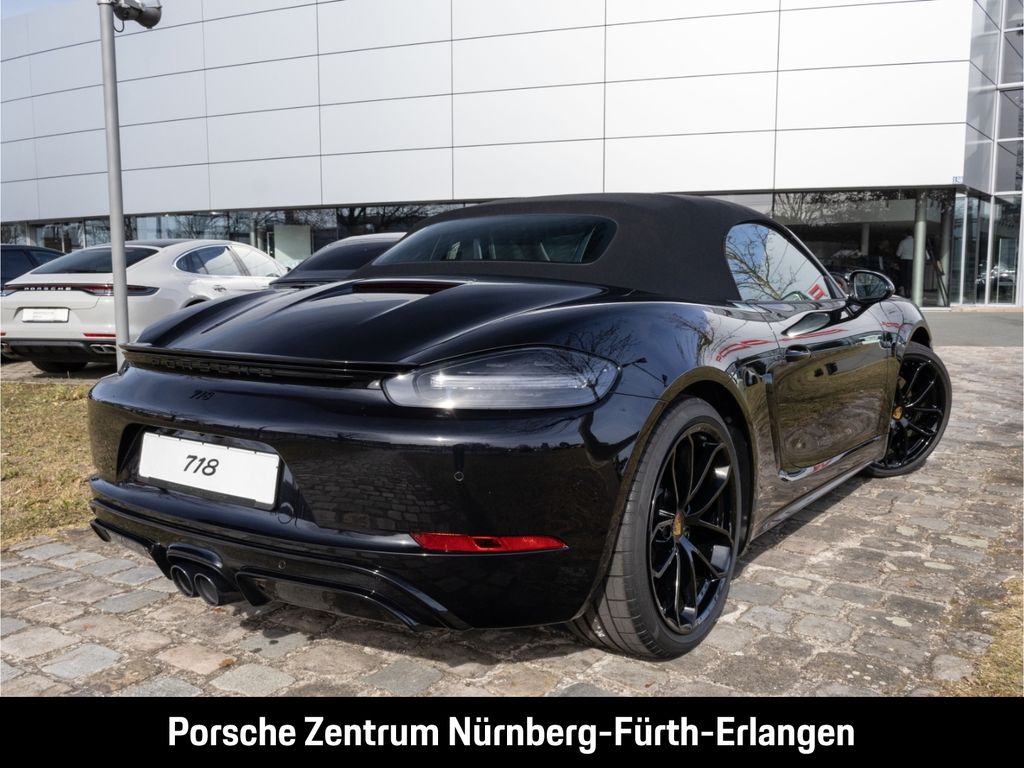 Porsche Boxster 2025