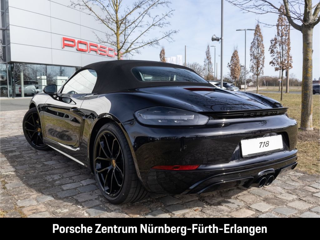 Porsche Boxster 2025