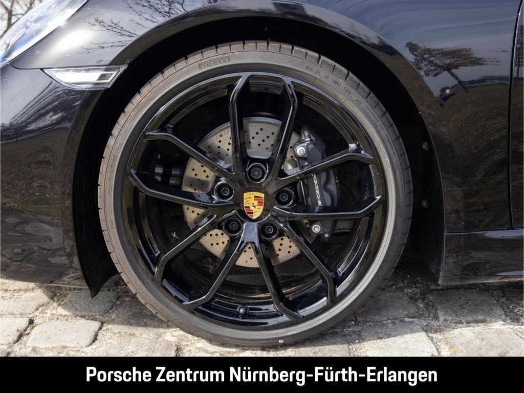 Porsche Boxster 2025