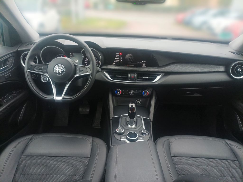 Alfa Romeo Stelvio 2019