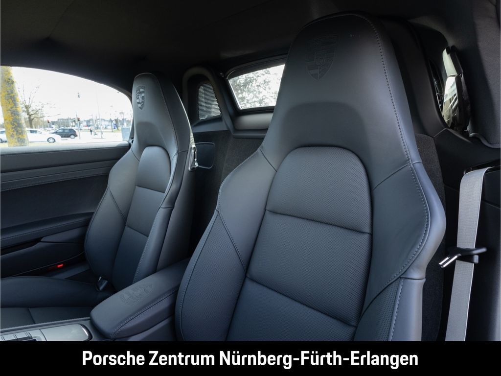 Porsche Boxster 2025