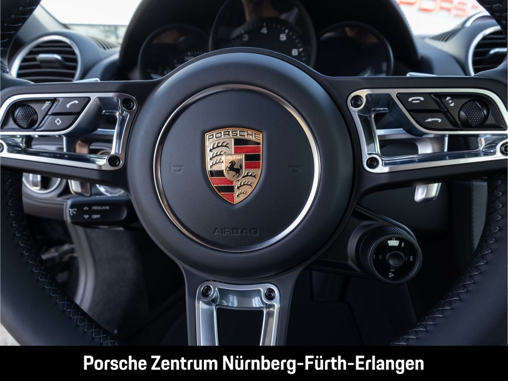 Porsche Boxster 2025