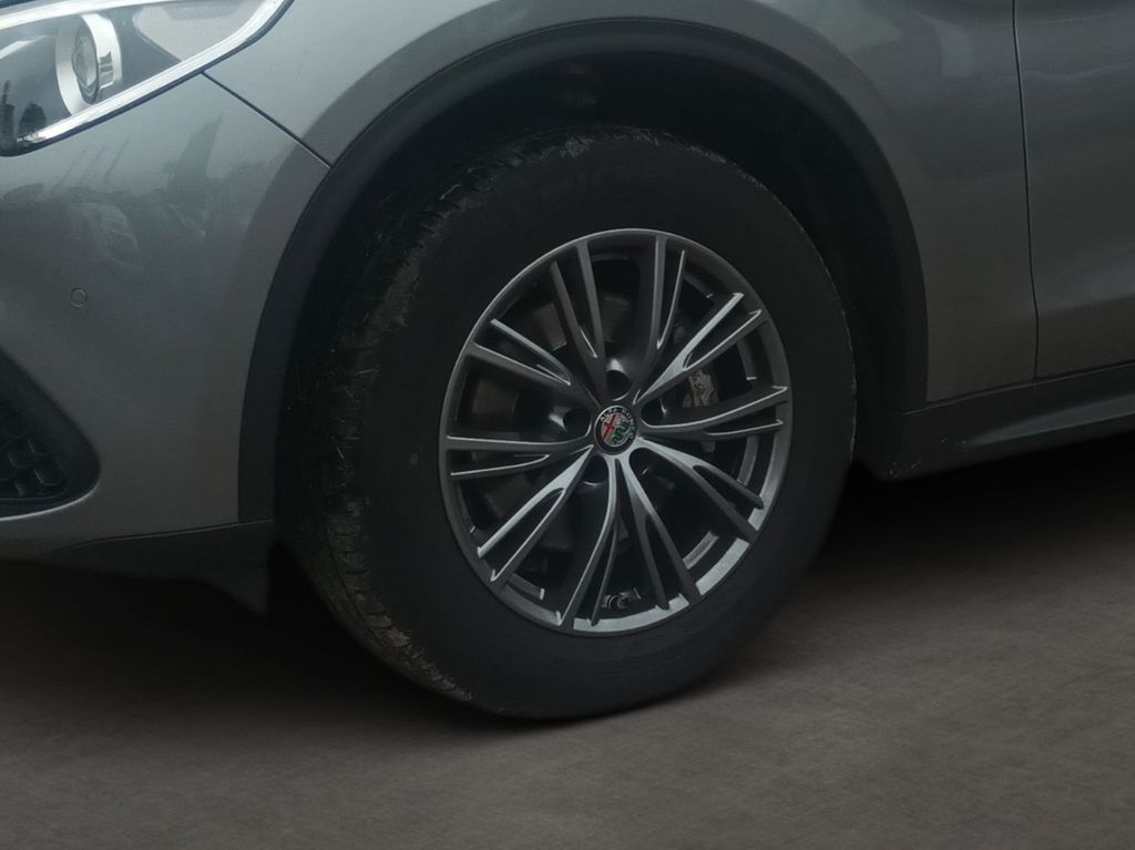 Alfa Romeo Stelvio 2019
