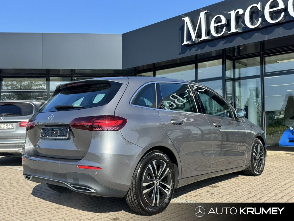 Mercedes-Benz B 200 2023