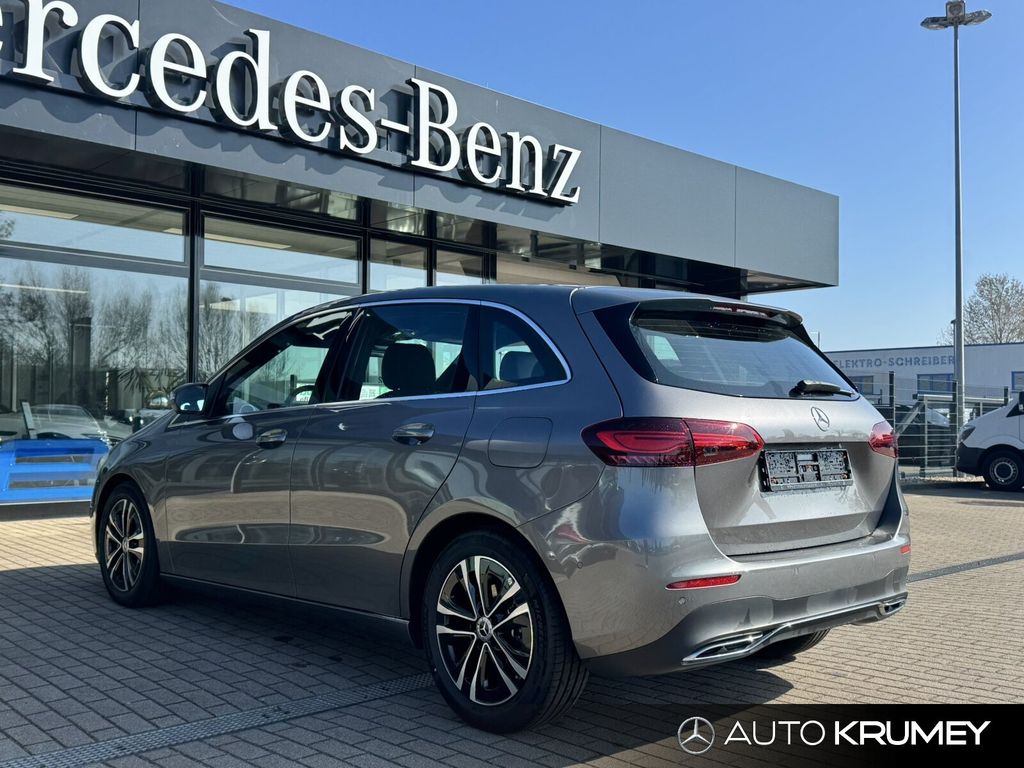 Mercedes-Benz B 200 2023