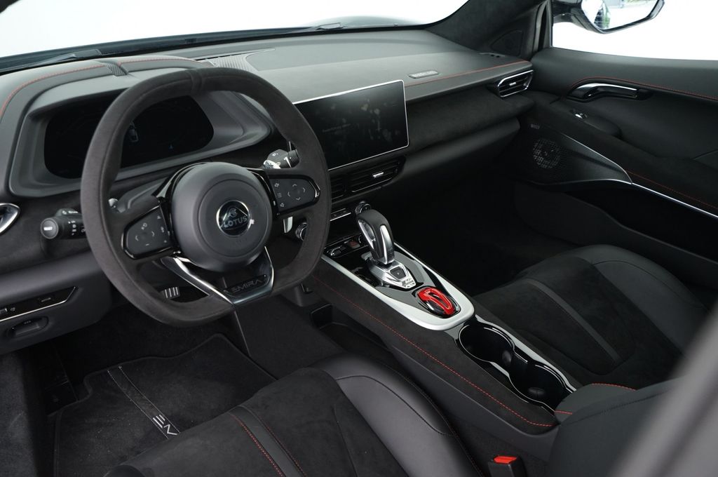 Lotus Emira 2025