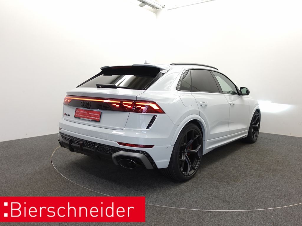 Audi RSQ8 2025