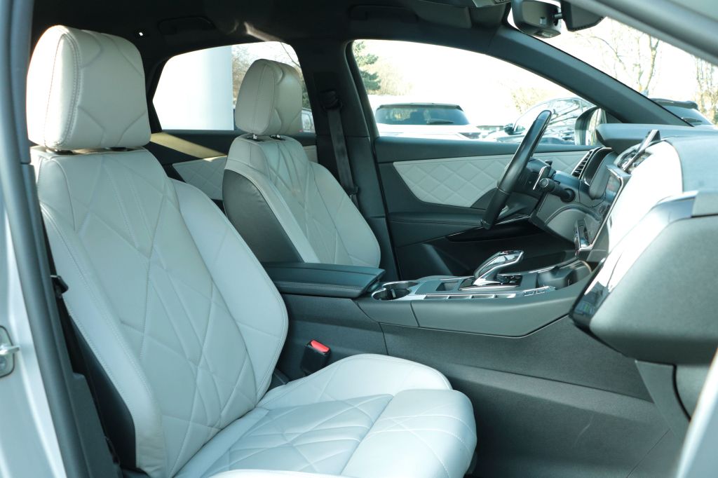 DS Automobiles DS7 (Crossback) 2022