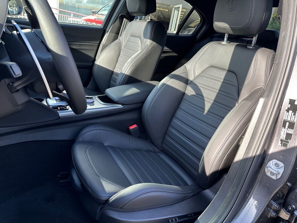 Alfa Romeo Giulia 2023