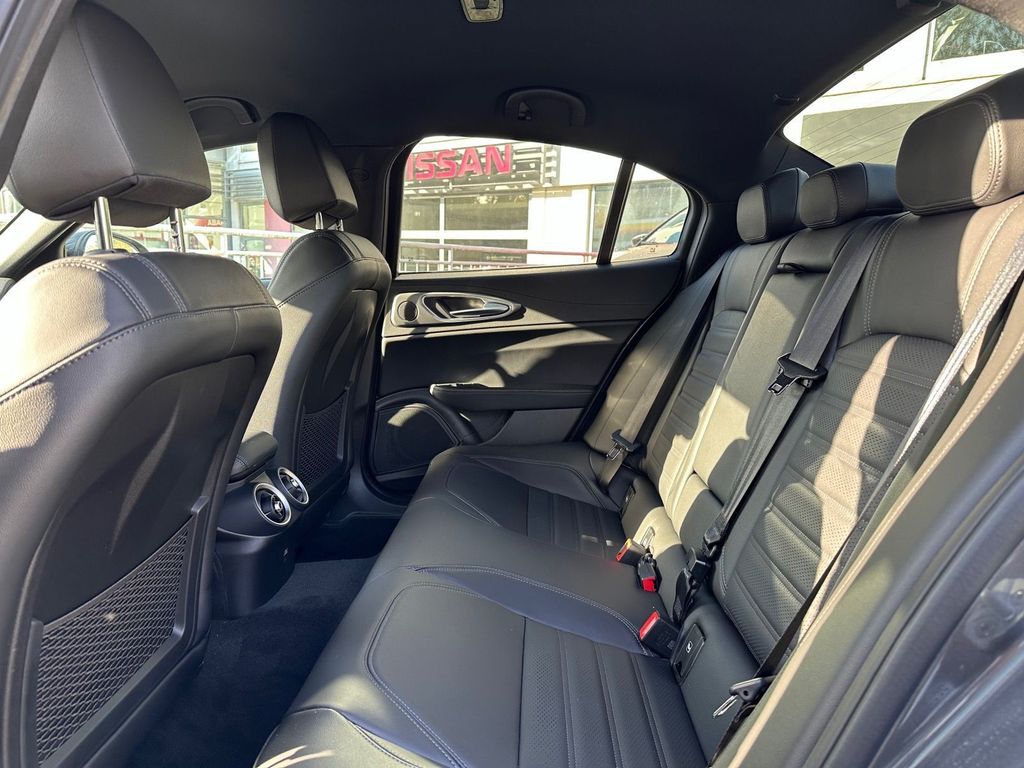 Alfa Romeo Giulia 2023